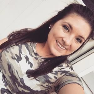 Meet your Posher, Kayla